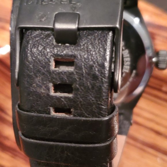 Diesel Men's Quartz Watch in Black and Gery tones - Picture 3 of 4